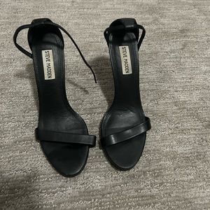 Black Steve Madden Heel